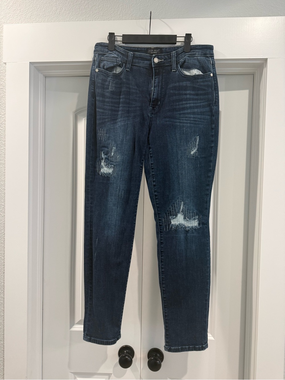 Judy Blue Dark Blue Distressed Skinny Jeans